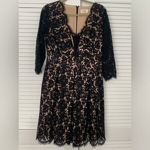 EUC Eliza J lace and satin cocktail dress with side pockets size 12